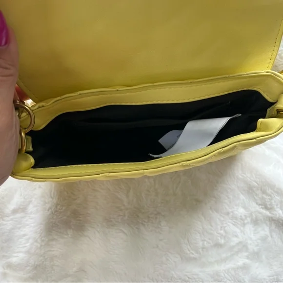 NWOT Yellow Vegan Leather Shoulder Bag - Picture 5 of 8
